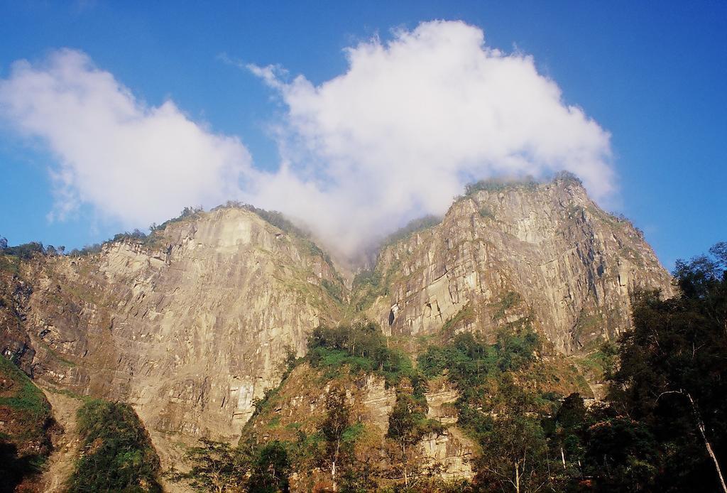 Alishan Shermuh Tourist Hotel Zhongzheng  Exterior photo